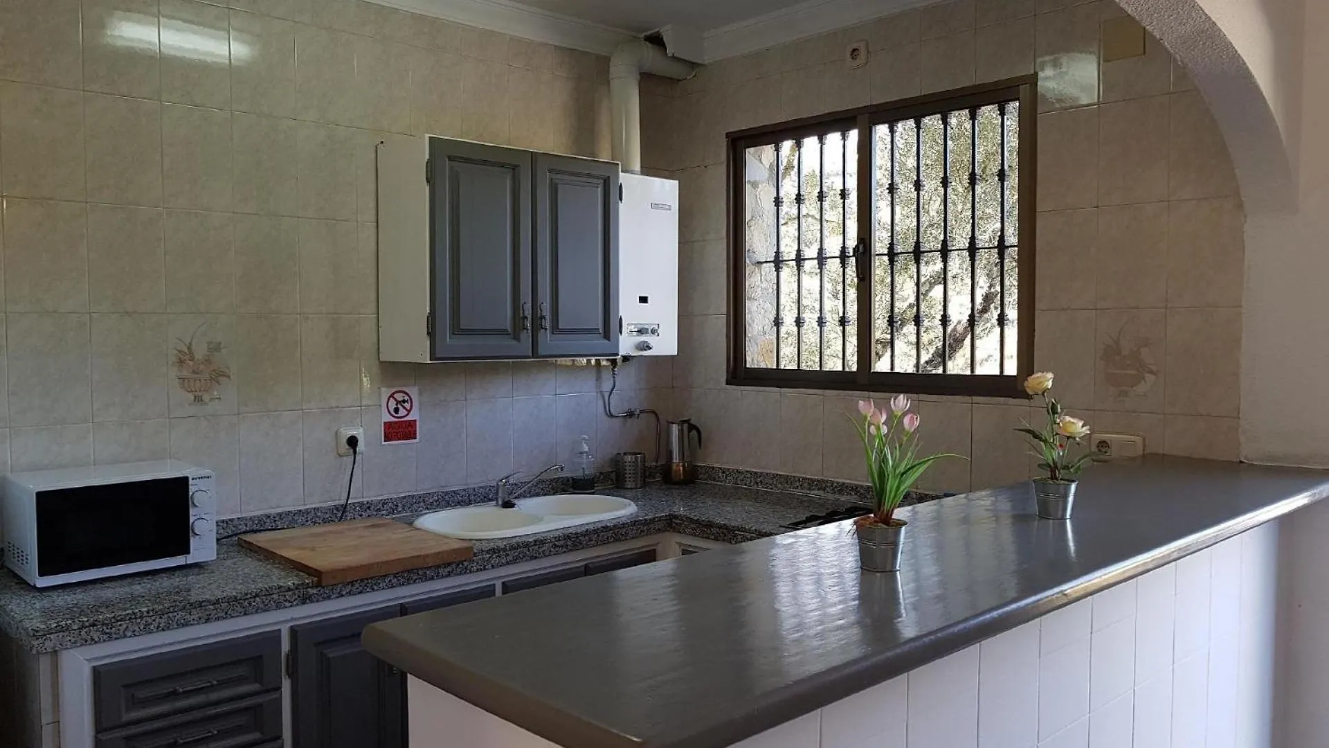 Ferienhaus In Ubrique Mit Grossem Pool Holiday home